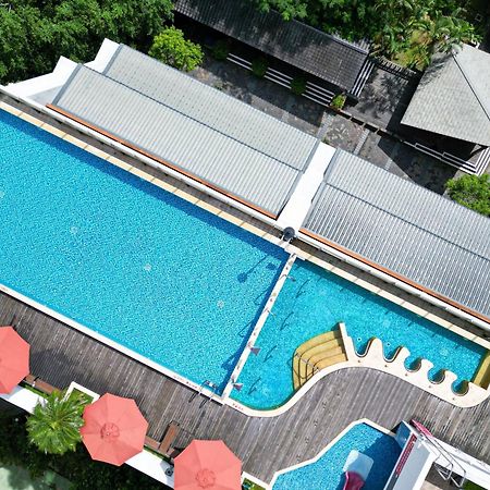 Four Points By Sheraton Yilan Jiaoxi Exterior photo